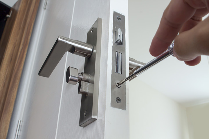 Our local locksmiths are able to repair and install door locks for properties in Croydon and the local area.